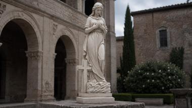 Various monuments Grieving woman with a cross on a monument 3d model