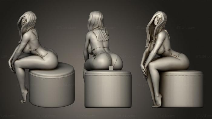 Статуэтки девушки (Сексуальная девушка на табурете 2, STKGL_1472) 3D модель для ЧПУ станка
