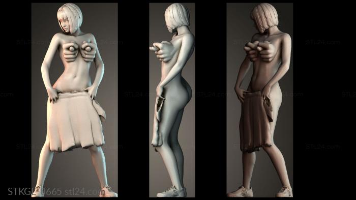 Женщины переодеваются