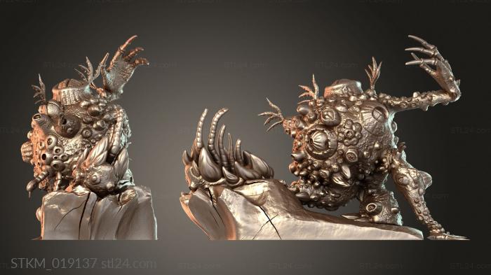 Fungus Golem Whipbearer