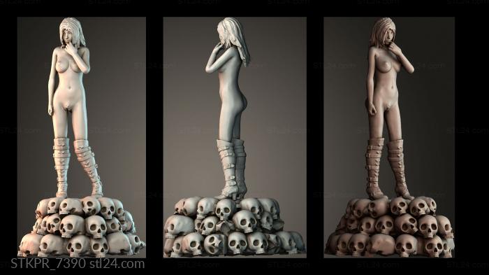 Miss Alice with skull base