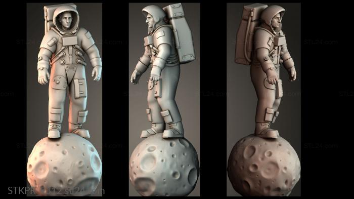 Astronaut Tesla on the moon