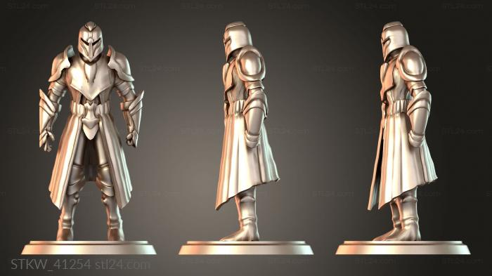 Armored Warrior – Sword Standing